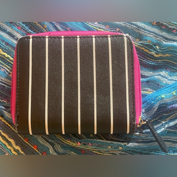 Betsey Johnson adorable black and white striped wallet. Apx 5 x 4” inches. NWOT - Picture 2 of 8